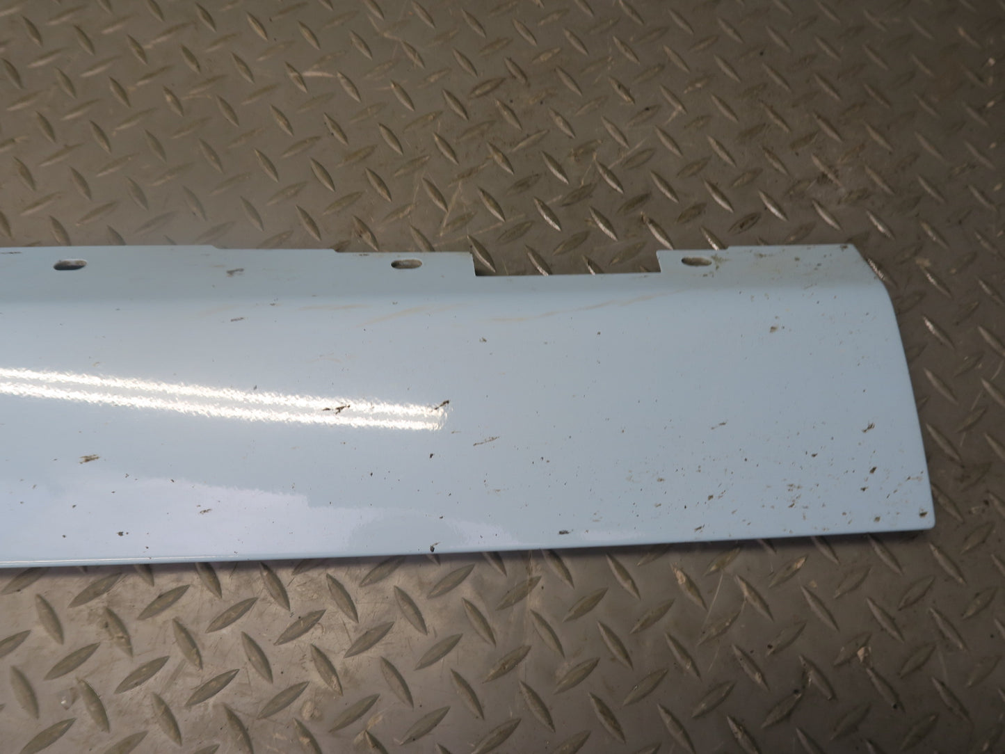 02-05 Ford Thunderbird Set of 2 Left & Right Side Skirt Rocker Panel Molding OEM