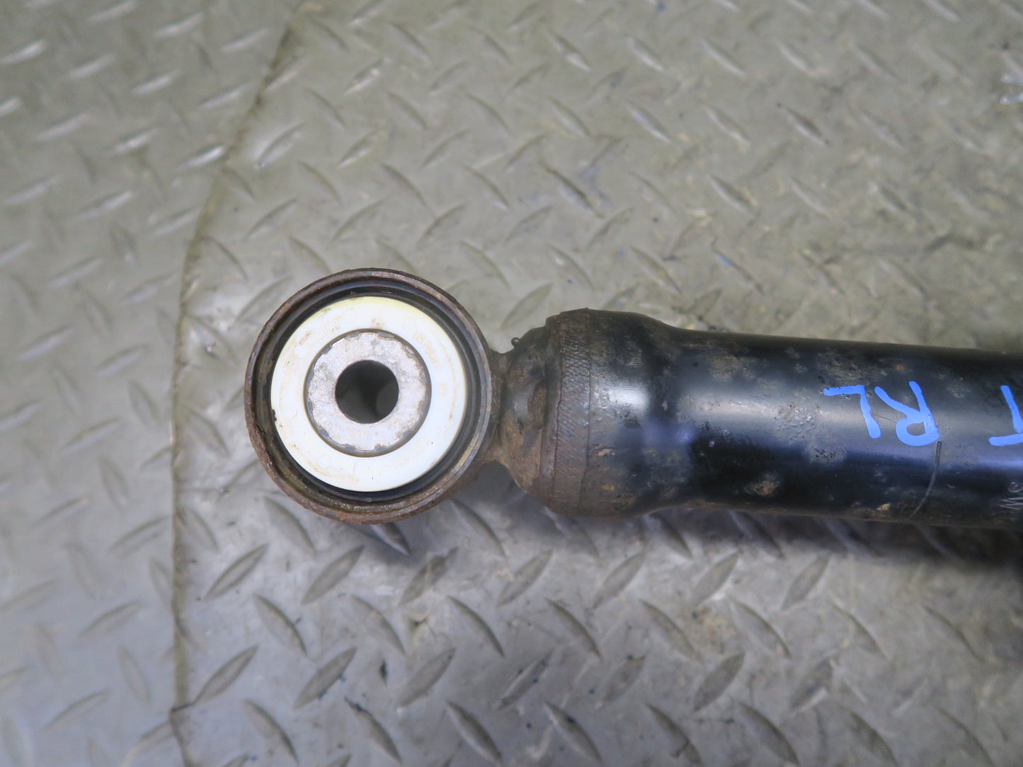 02-04 Ford Thunderbird Set of 2 Rear Left & Right Strut Shock Absorber OEM