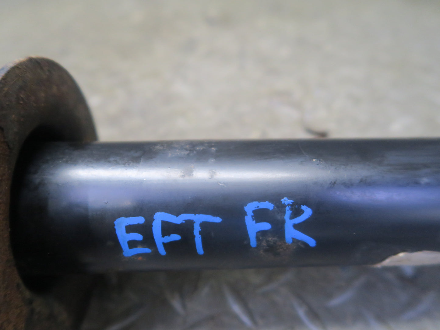 02-05 Ford Thunderbird Set of 2 Front Left & Right Strut Shock Absorber 33K OEM