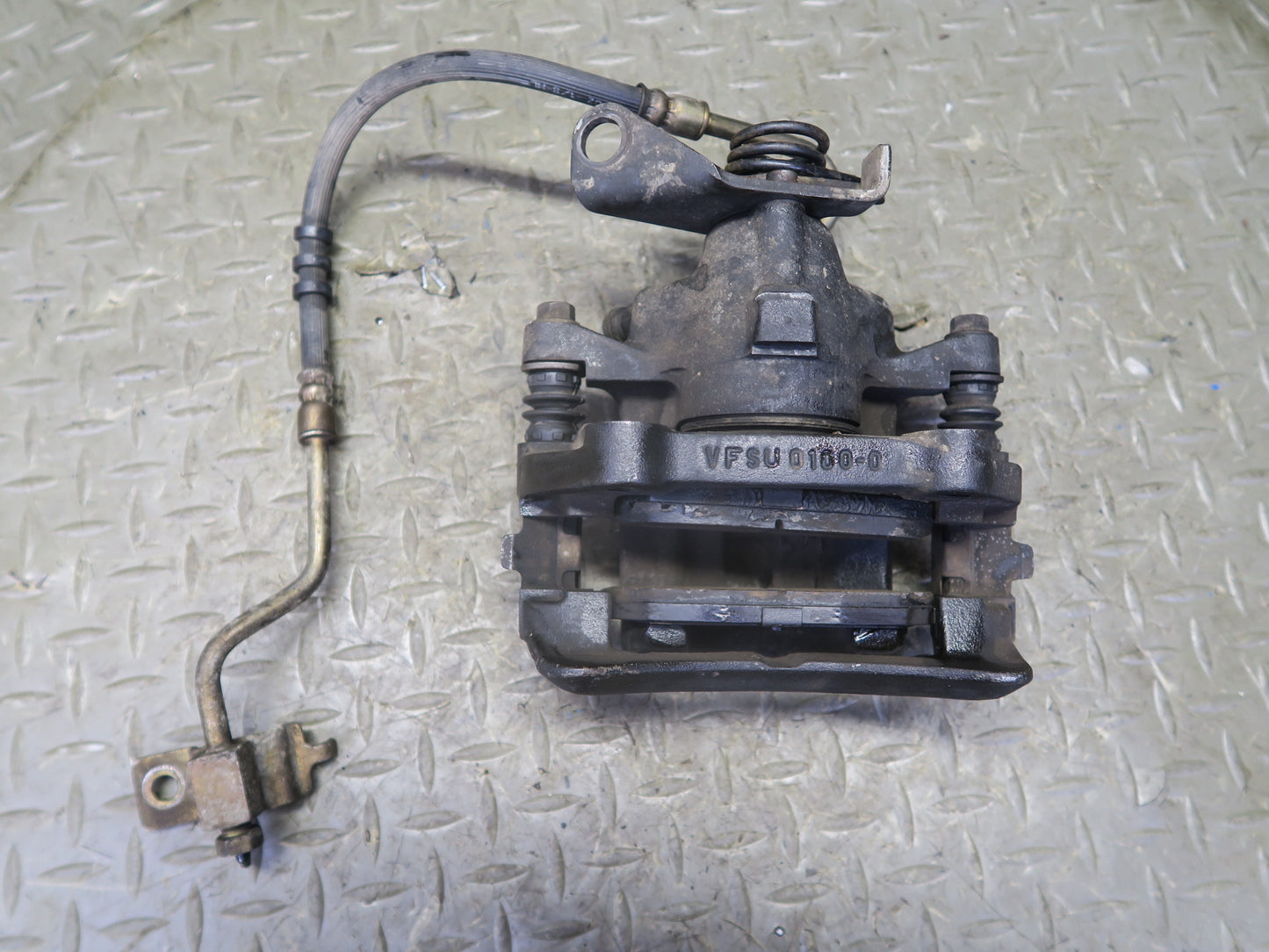 02-05 Ford Thunderbird Set of 2 Rear Left & Right Brake Caliper OEM