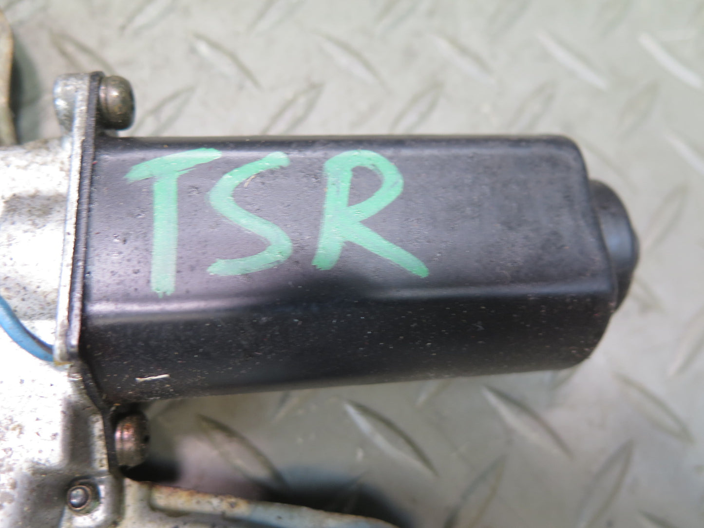86-92 Toyota Supra MA70L Rear Trunk Lid Tailgate Wiper Motor OEM