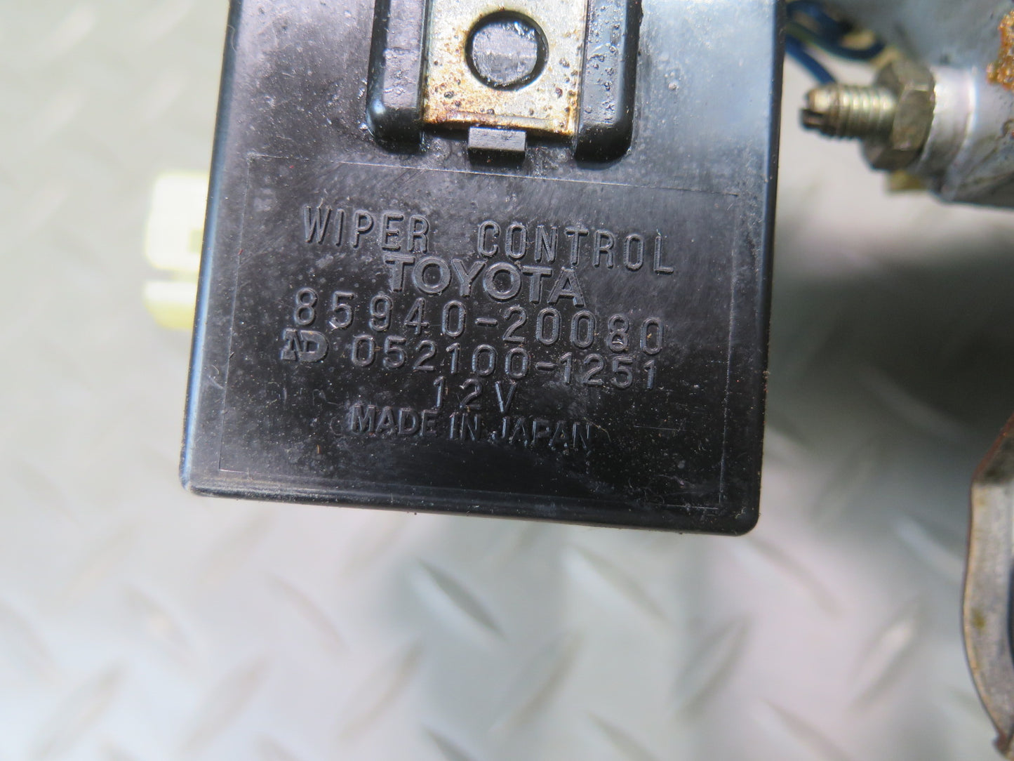 86-92 Toyota Supra MA70L Rear Trunk Lid Tailgate Wiper Motor OEM