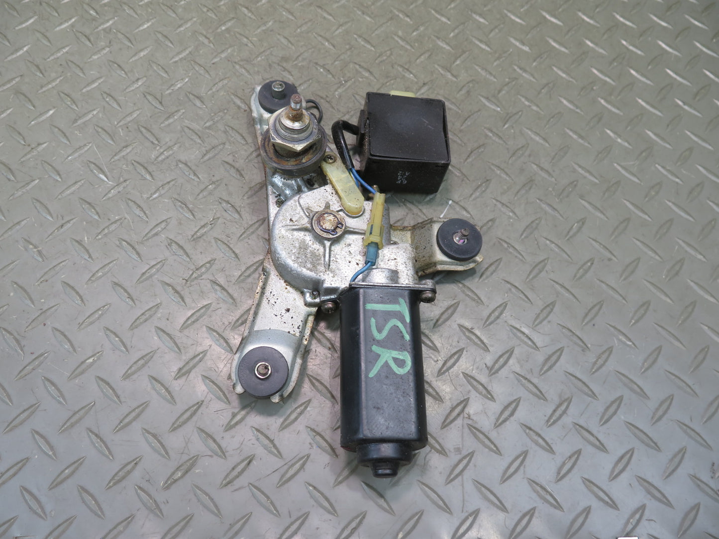 86-92 Toyota Supra MA70L Rear Trunk Lid Tailgate Wiper Motor OEM