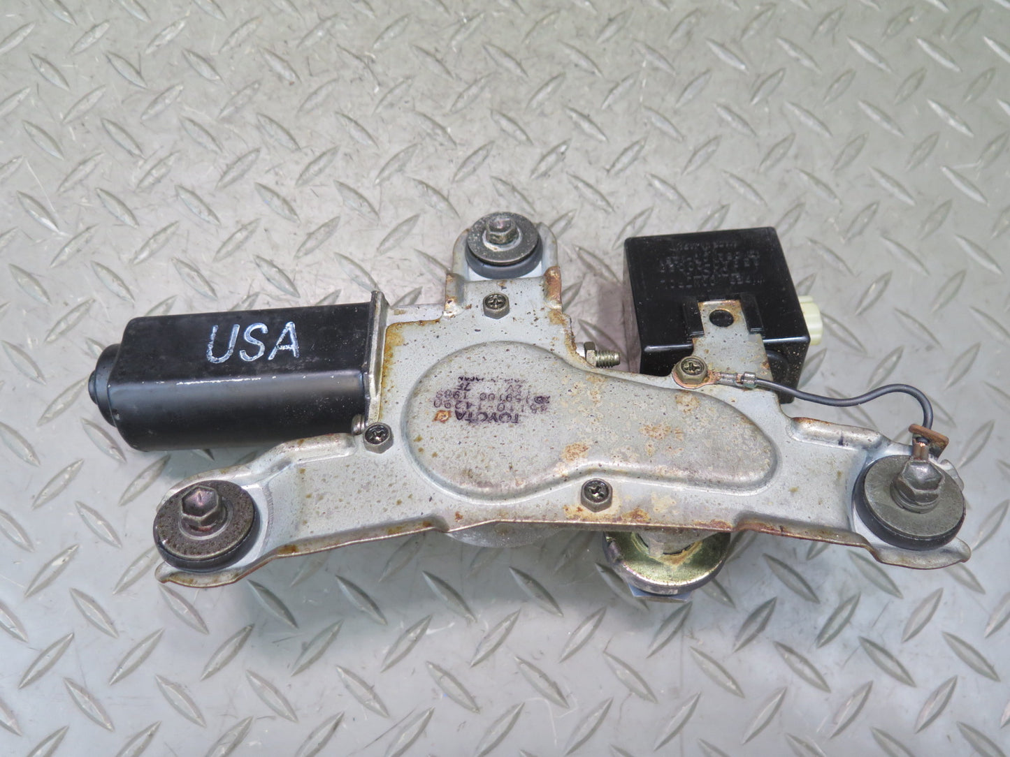 86-92 Toyota Supra MA70L Rear Trunk Lid Tailgate Wiper Motor OEM
