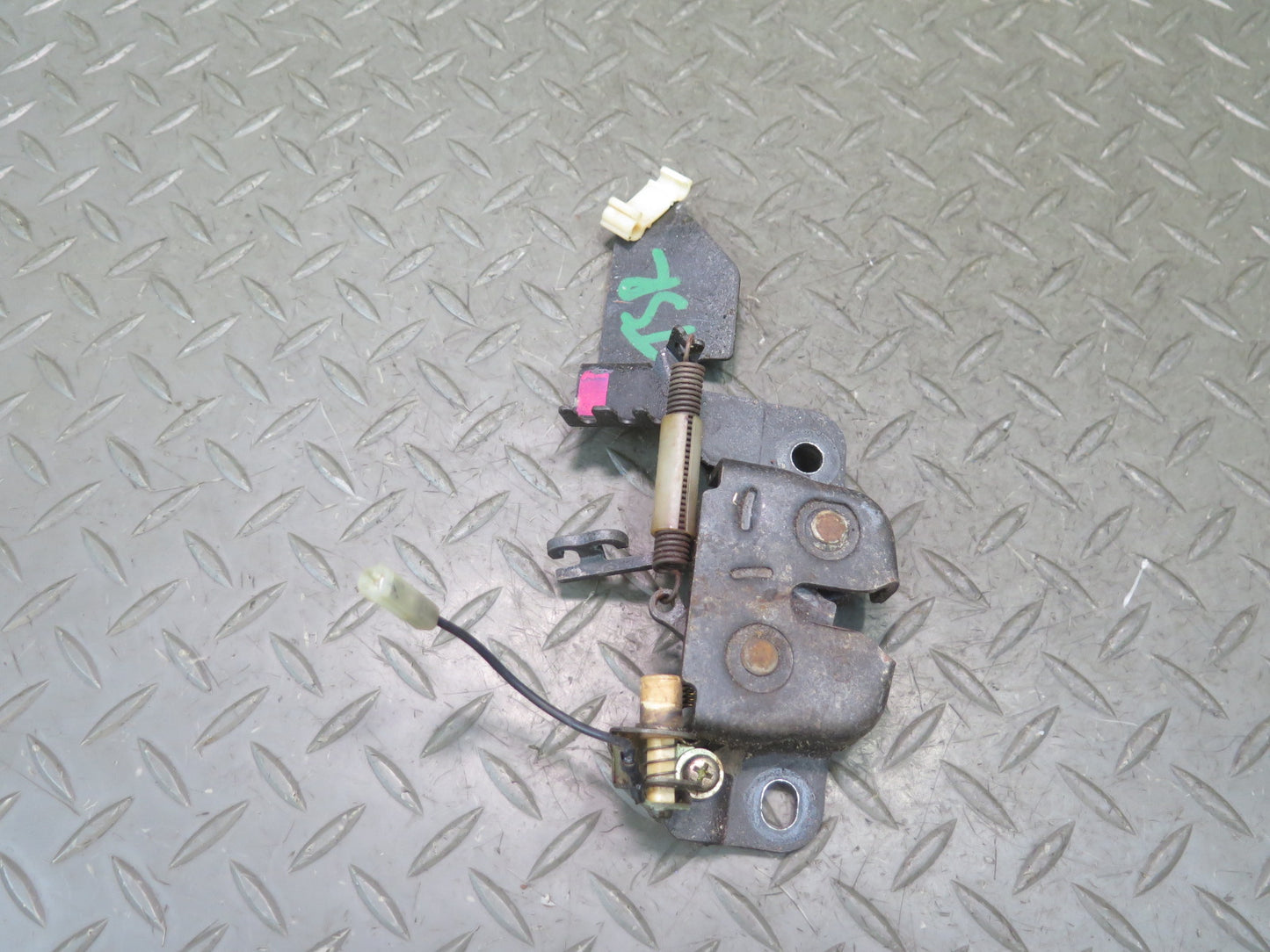 86-92 Toyota Supra MA70L Rear Hatch Trunk Lid Release Lock Latch OEM