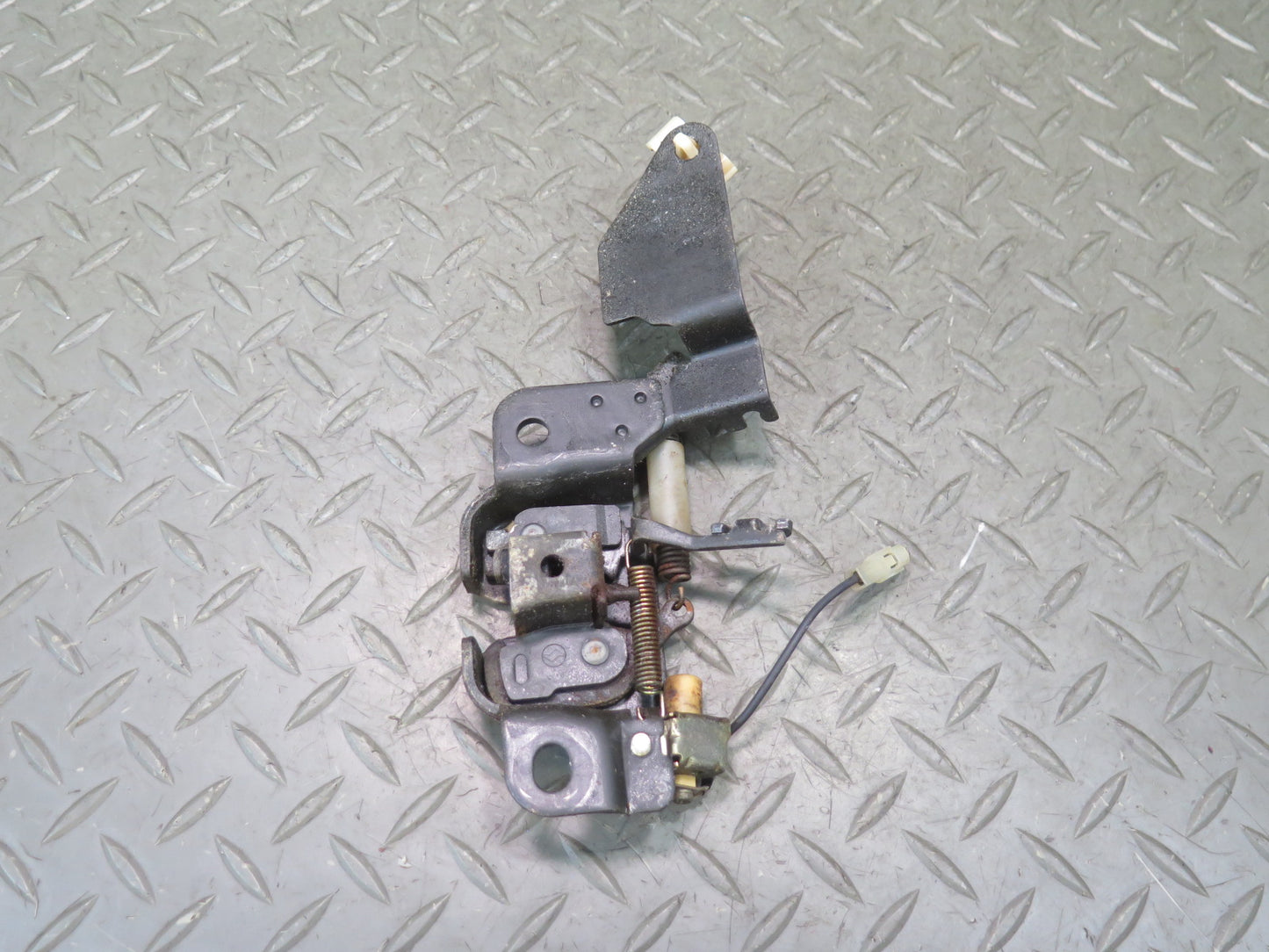 86-92 Toyota Supra MA70L Rear Hatch Trunk Lid Release Lock Latch OEM