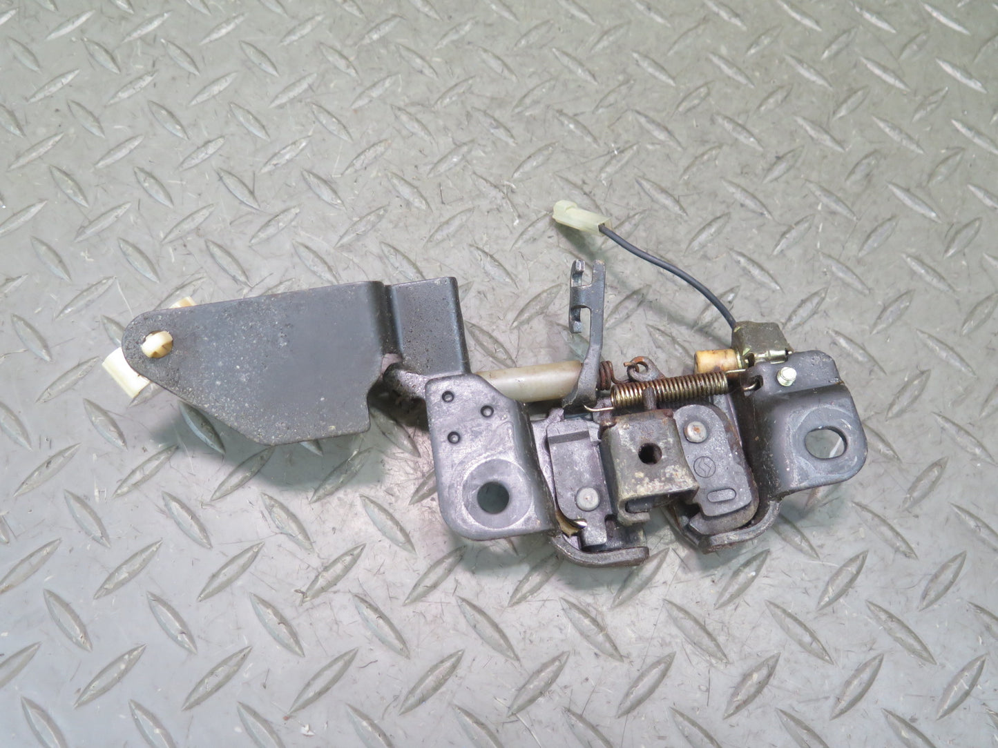 86-92 Toyota Supra MA70L Rear Hatch Trunk Lid Release Lock Latch OEM
