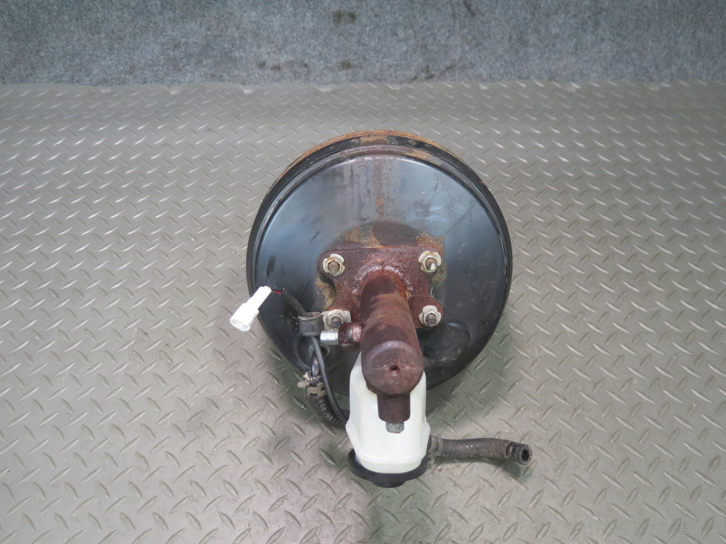 1986 Toyota Supra MA70L Brake Master Cylinder Booster Fluid Reservoir OEM