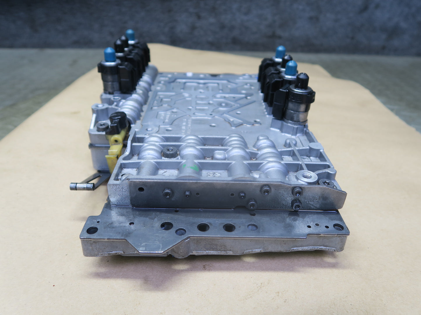 05-07 Mercedes R171 SLK55 AMG 722.9 Transmission Valve Body Mechatronic 70K OEM