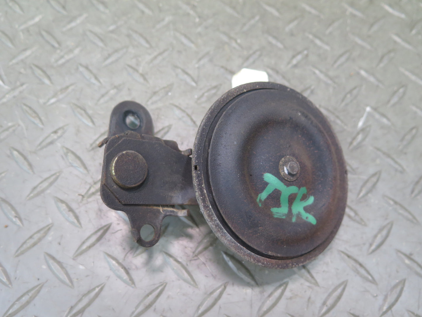 86-92 Toyota Supra MA70L Alarm Horn Siren 86510-14250 OEM