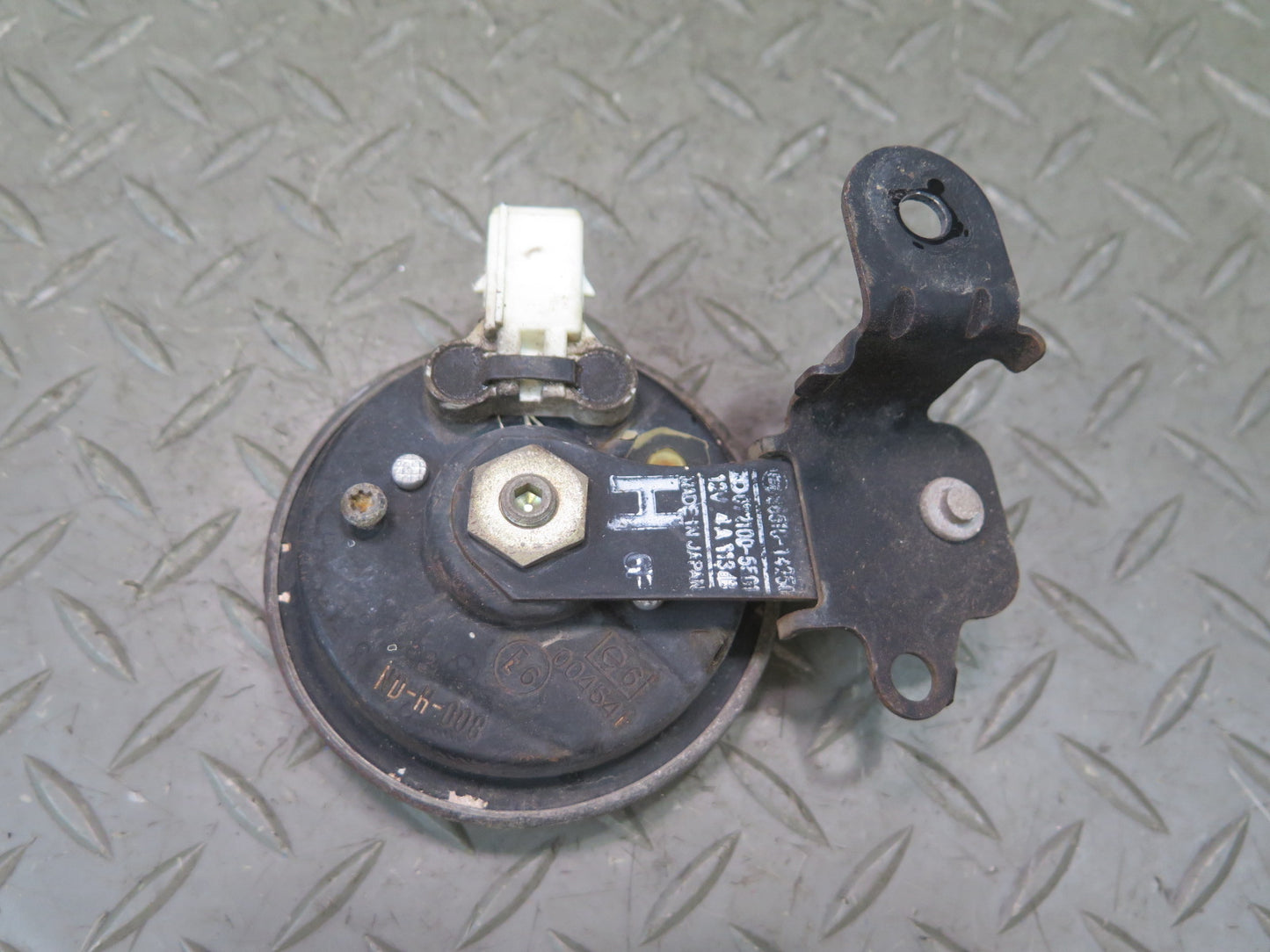 86-92 Toyota Supra MA70L Alarm Horn Siren 86510-14250 OEM