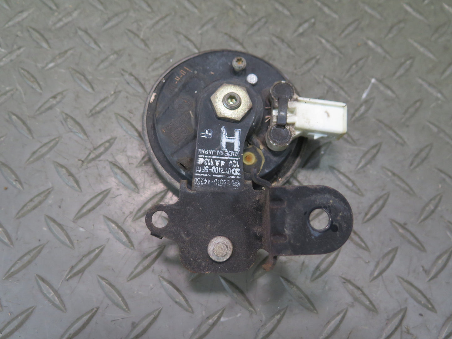 86-92 Toyota Supra MA70L Alarm Horn Siren 86510-14250 OEM
