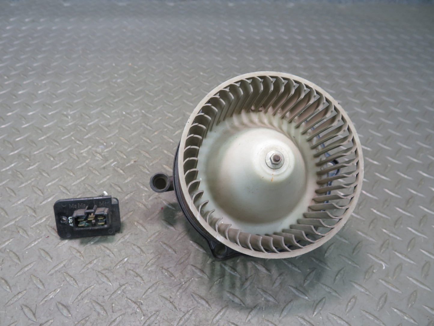 86-92 Toyota Supra MA70L Hvac A/C Heater Blower Fan w Resistor OEM