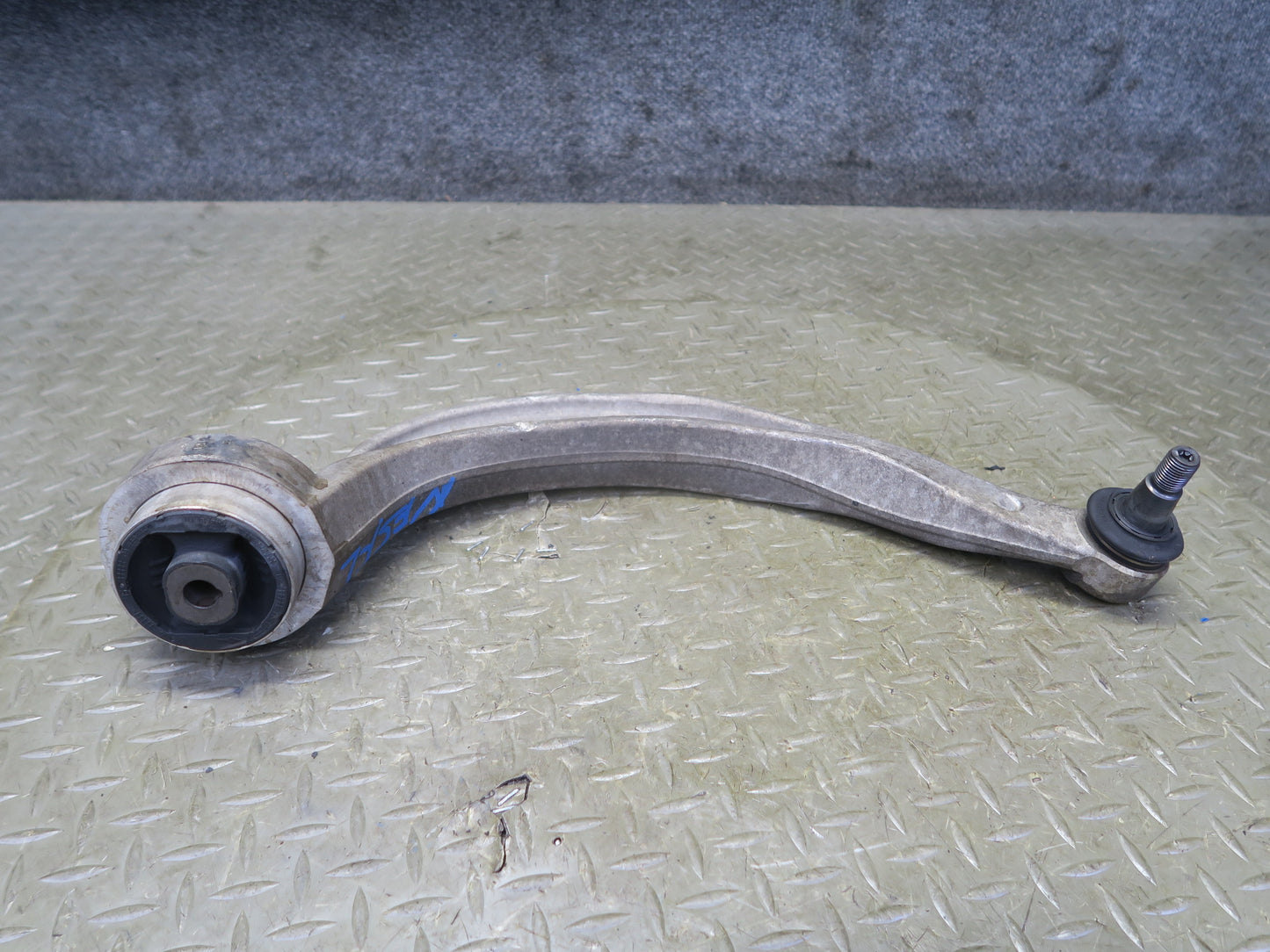 12-16 Audi 8T A5 S5 Front Left Upper & Lower Control Arm Set 81K Miles OEM