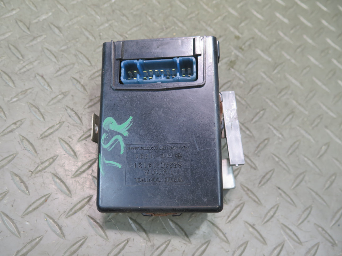 86-88 Toyota Supra MA70L NA Speed Cruise Control Module 88240-14131 OEM