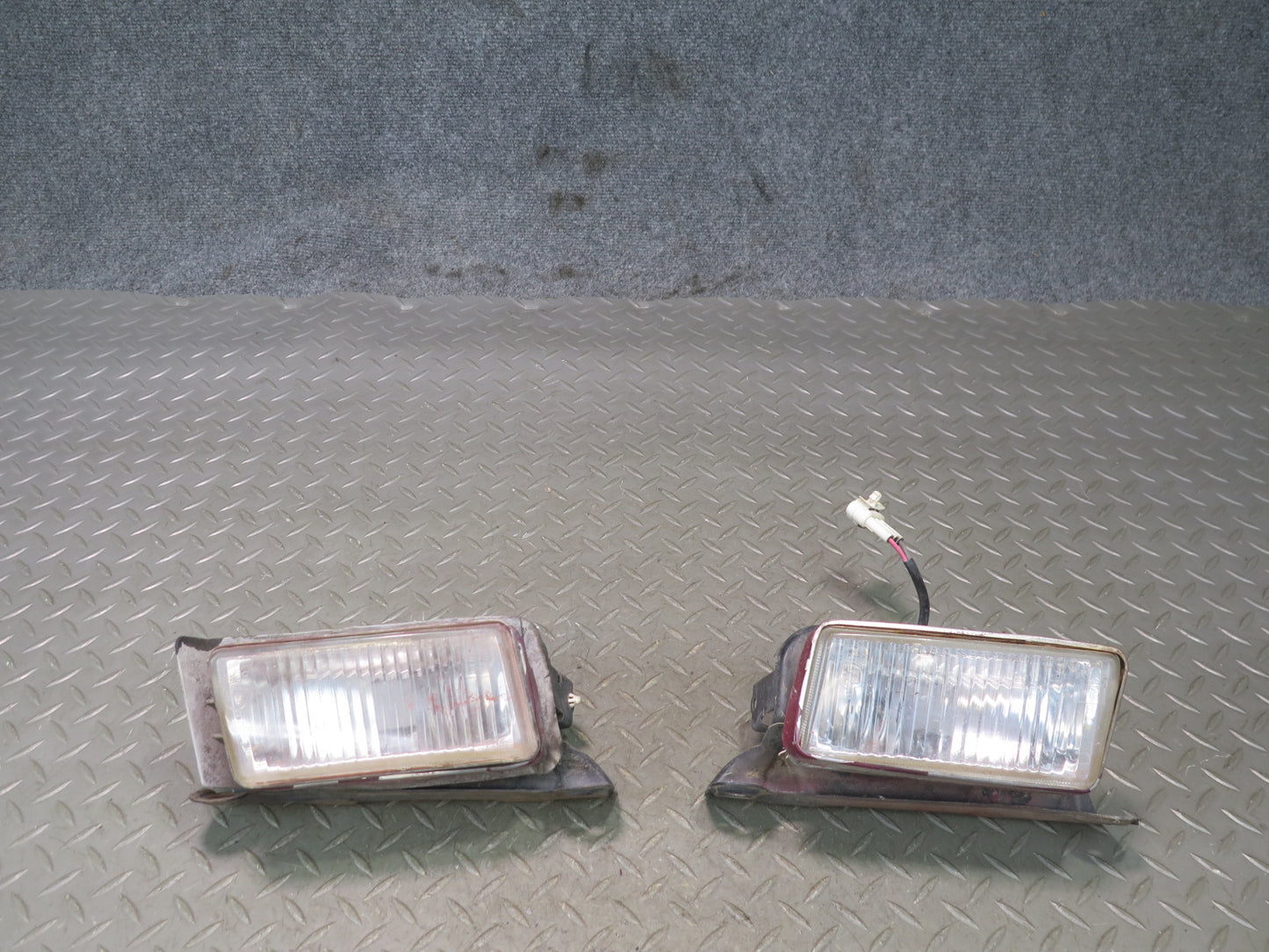 86-88 Toyota Supra MA70L Set of 2 Front Left & Right Fog Light Lamp OEM
