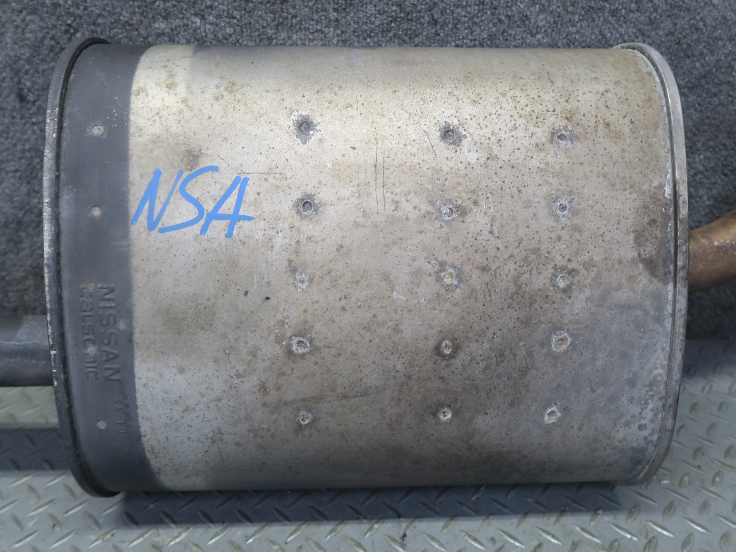 96-98 Nissan Stagea WGC34 RWD RB25DE NA Rear Exhaust Muffler 33K Miles OEM