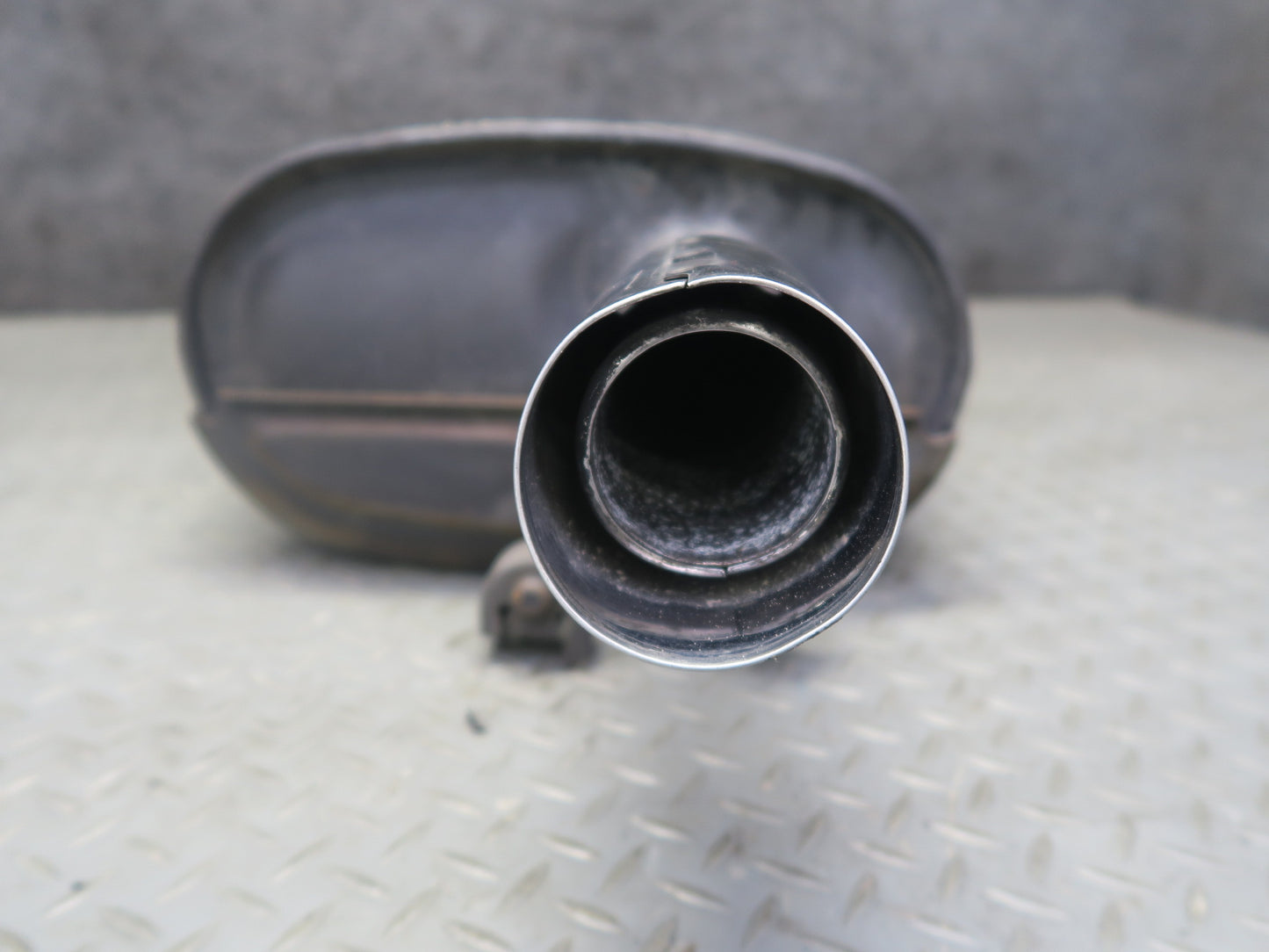 96-98 Nissan Stagea WGC34 RWD RB25DE NA Rear Exhaust Muffler 33K Miles OEM