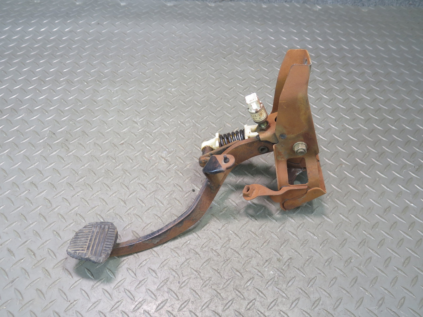 86-88 Toyota Supra MA70L 7MGE M/T Gas Acceleration Brake Clutch Pedal Set OEM