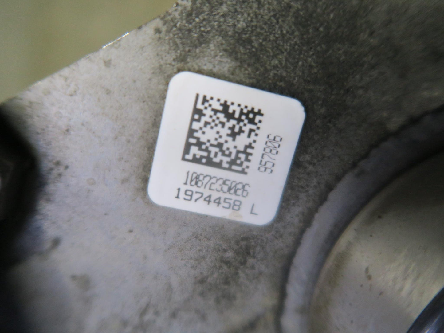 08-12 Audi 8T S5 AWD Front Left Transmission Axle Flange Shaft 81K Miles OEM