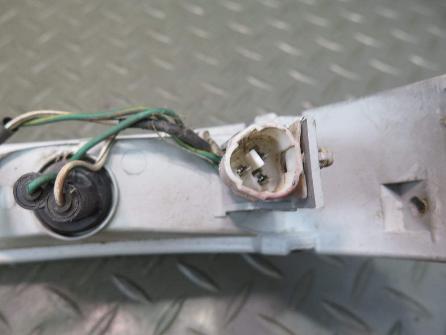 86-88 Toyota Supra MA70L Aftermarket Front Bumper Turn Signal Marker Light Set