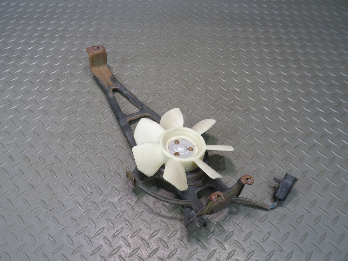 86-88 Toyota Supra MA70L 7MGE Engine Radiator Cooling Fan Motor  OEM