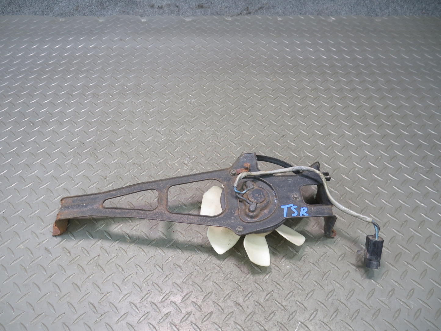 86-88 Toyota Supra MA70L 7MGE Engine Radiator Cooling Fan Motor  OEM