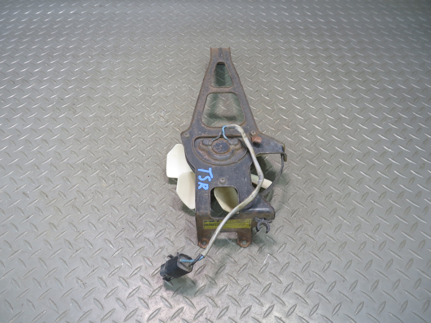 86-88 Toyota Supra MA70L 7MGE Engine Radiator Cooling Fan Motor  OEM