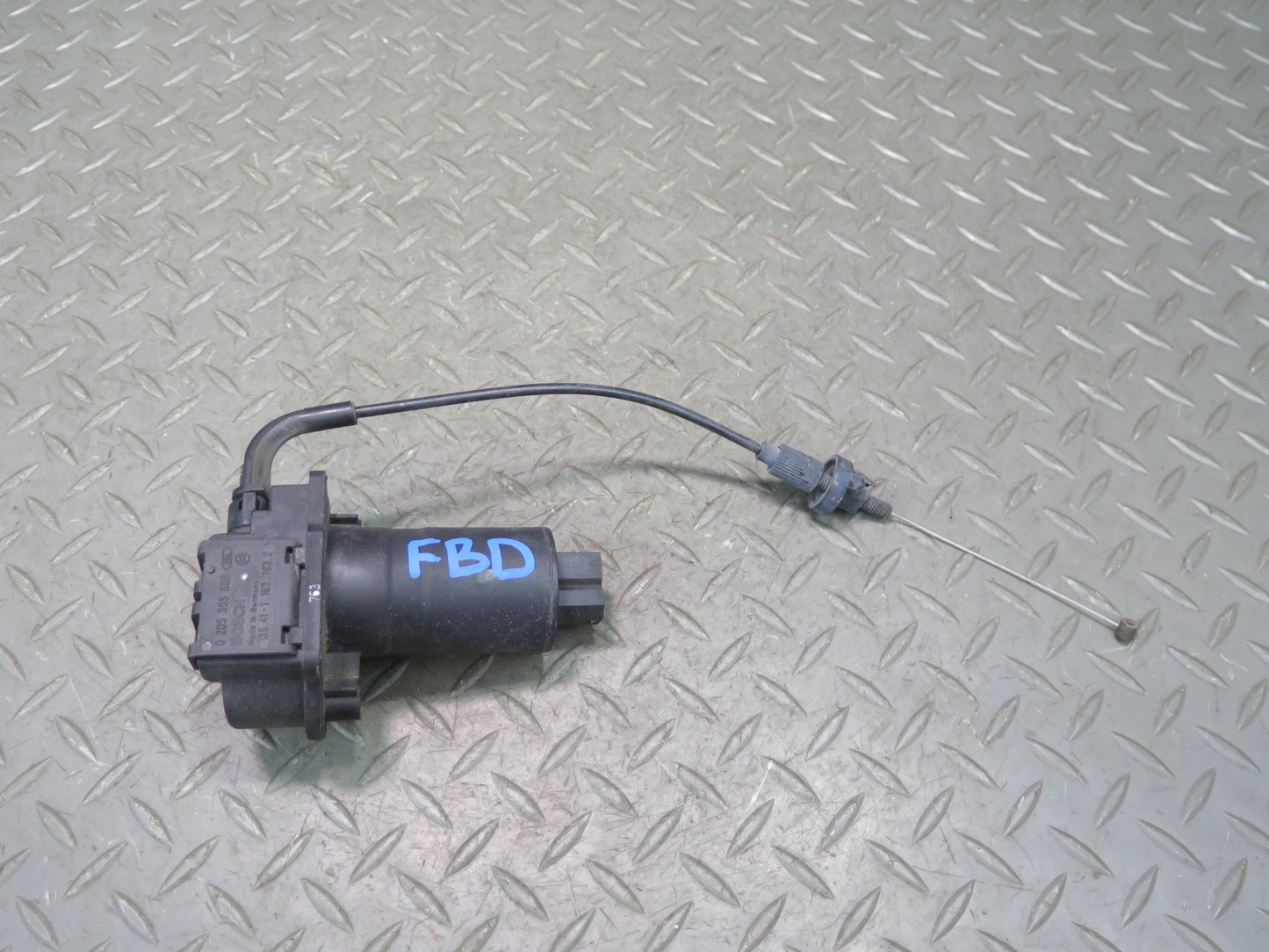 96-99 BMW E36 328IC Throttle Body Actuator Motor 1163163 OEM
