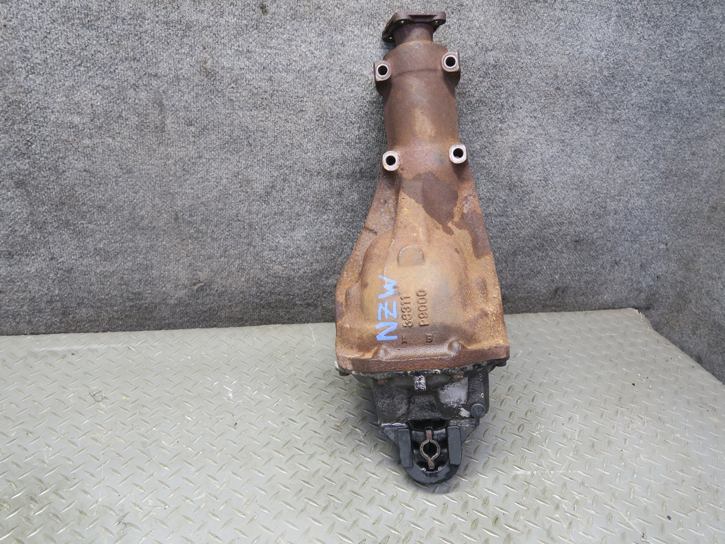 1983 Datsun Nissan 280ZX S130 AT Turbo Rear Differential Carrier 3.545 Ratio OEM