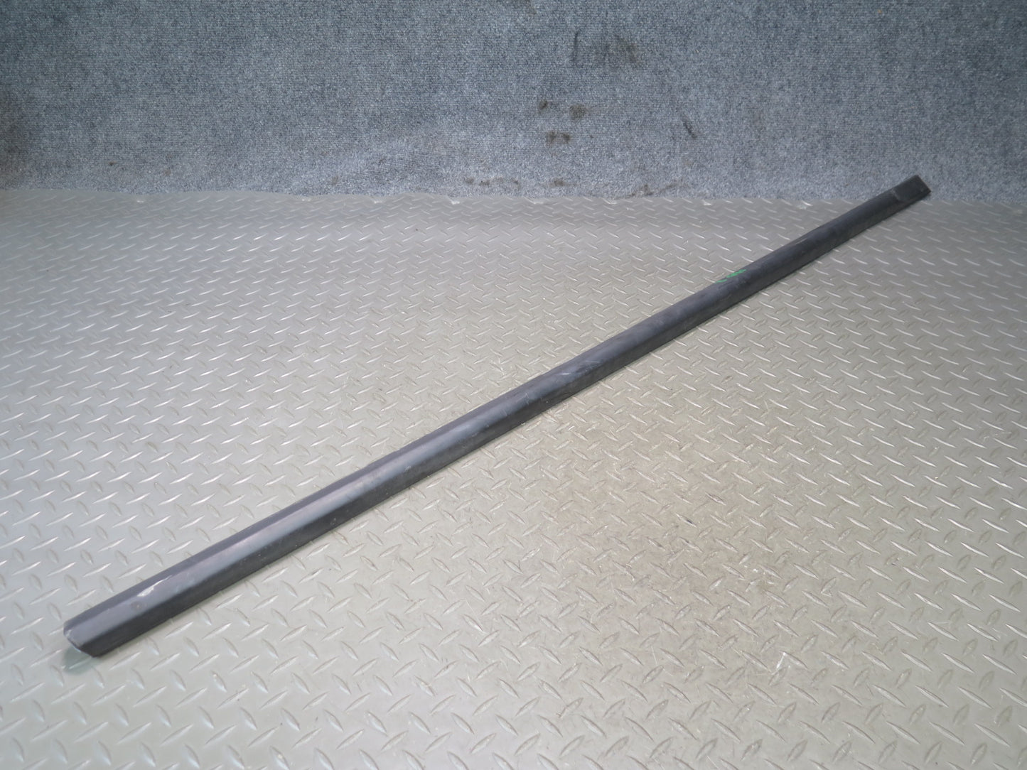94-99 BMW E36 328iC Coupe Convert Right Fender Door Quarter Trim Molding Set OEM