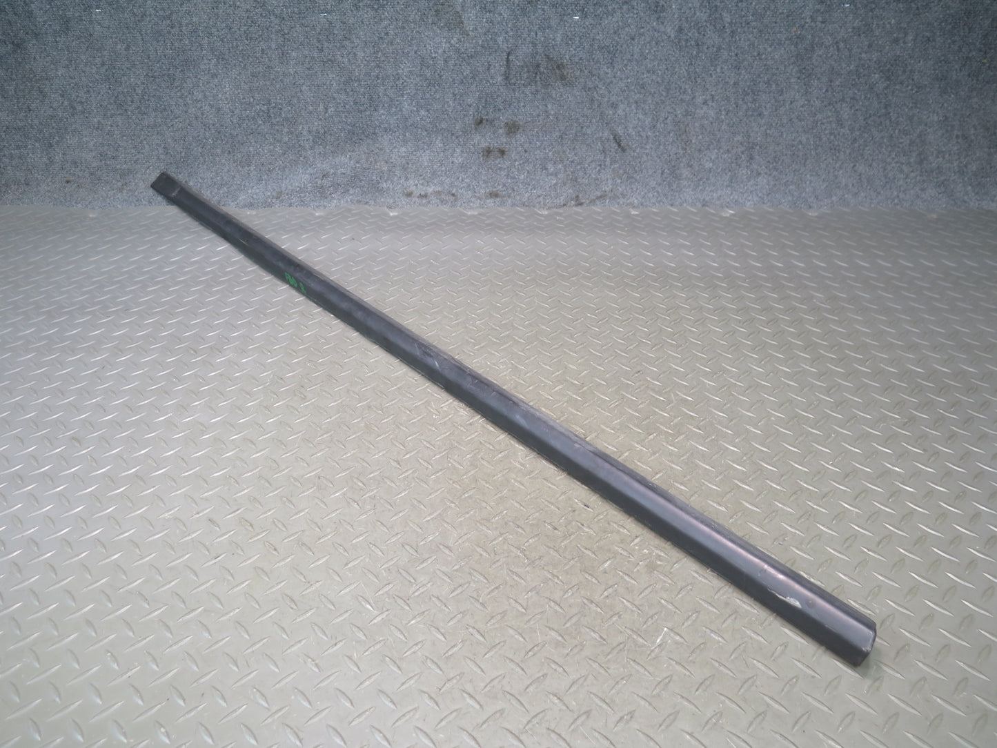 94-99 BMW E36 328iC Coupe Convert Right Fender Door Quarter Trim Molding Set OEM