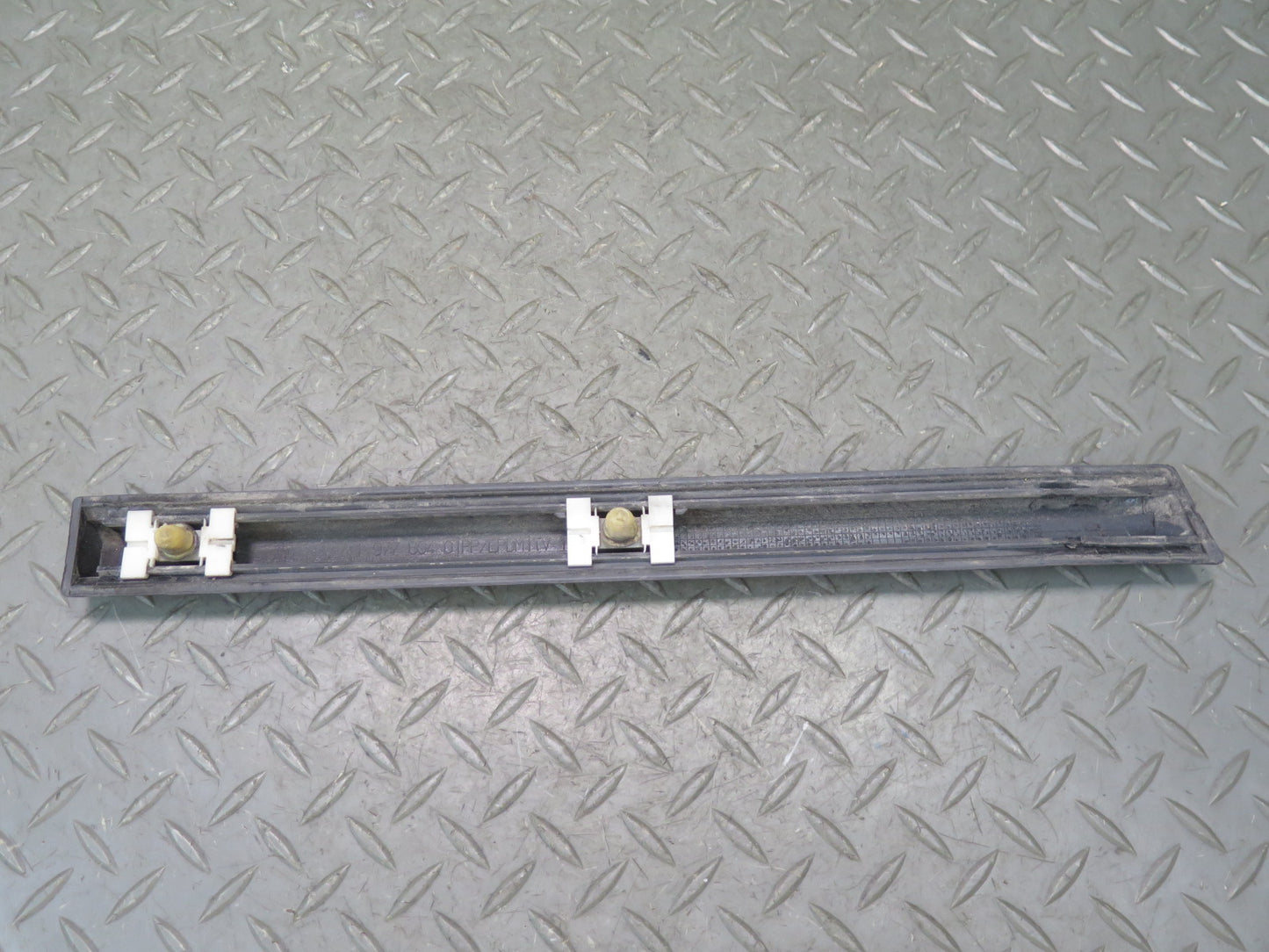 94-99 BMW E36 328iC Coupe Convert Right Fender Door Quarter Trim Molding Set OEM