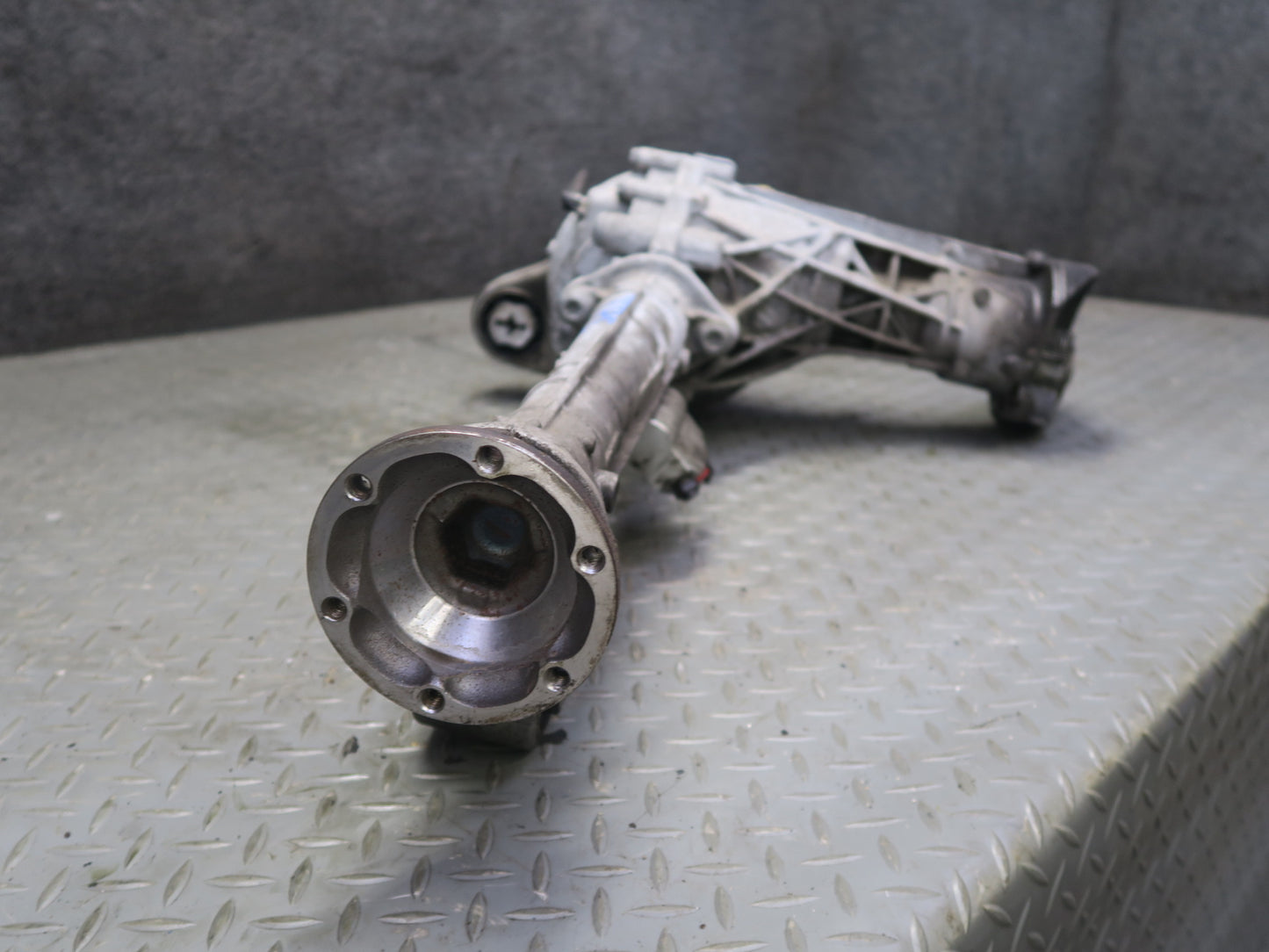 2011-2014 Porsche Cayenne 958 4.8L Turbo Front Differential Carrier 2.92 Ratio
