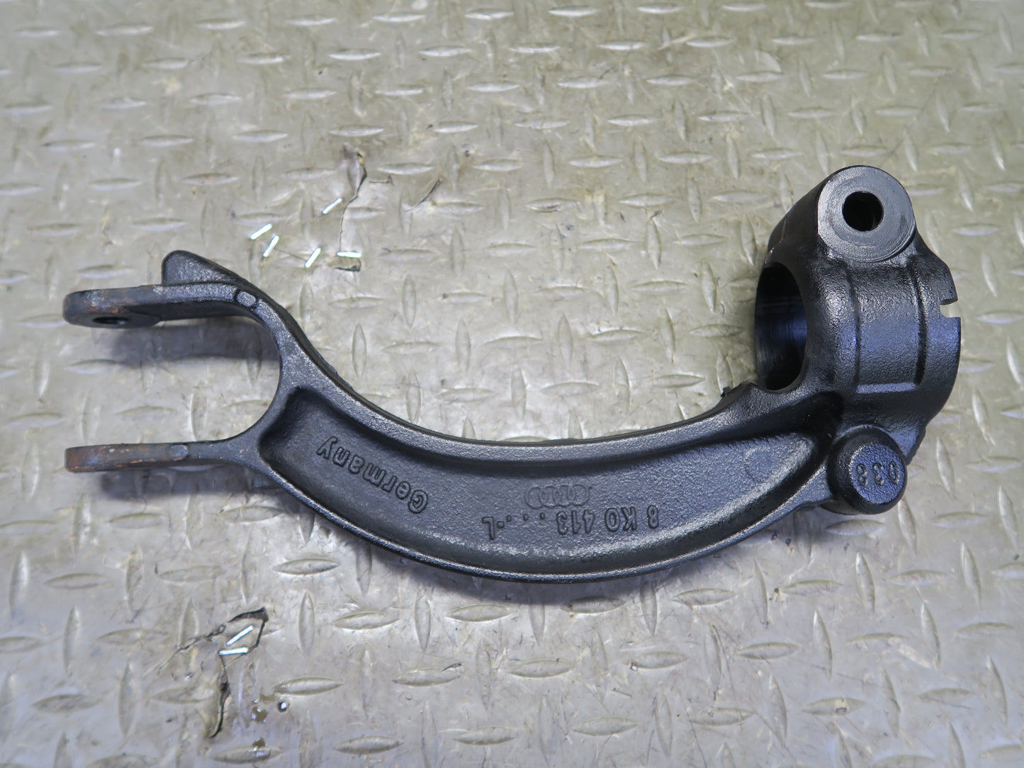 08-17 Audi 8T A5 S5 Set of 2 Front Left & Right Suspension Strut Fork 81K OEM