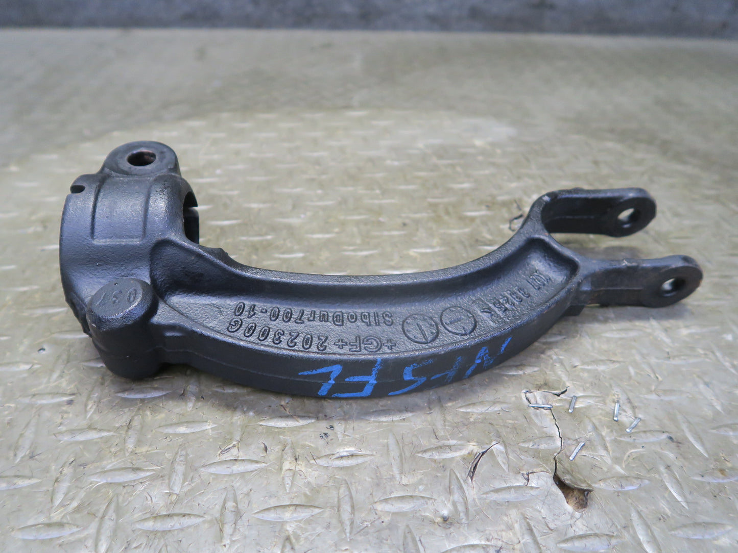08-17 Audi 8T A5 S5 Set of 2 Front Left & Right Suspension Strut Fork 81K OEM