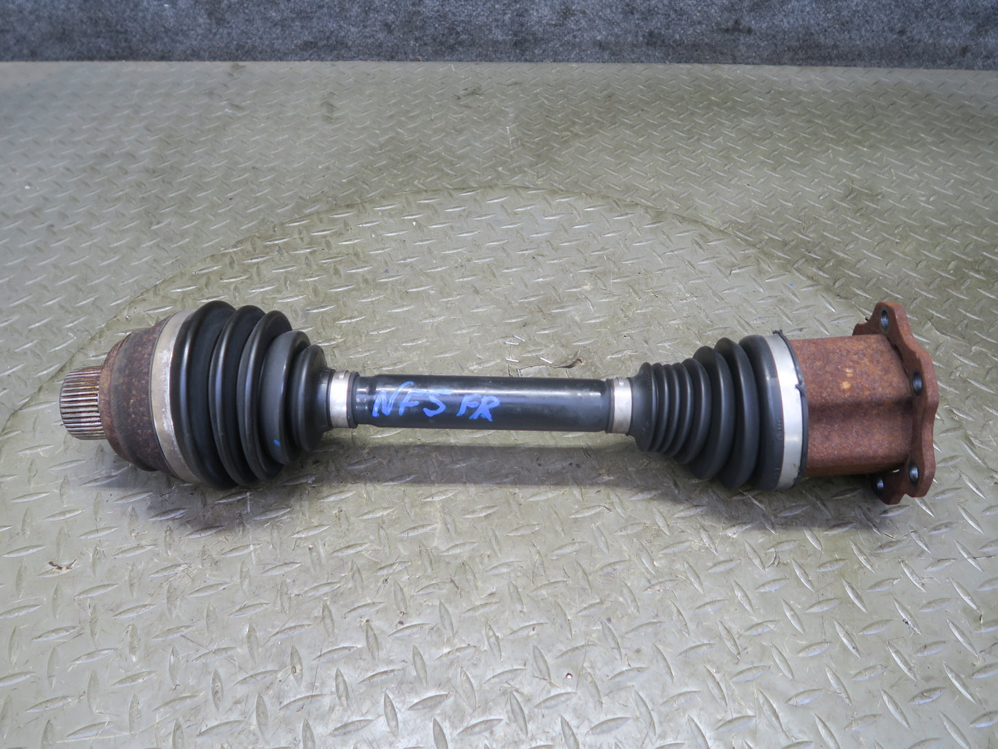 08-17 Audi 8T A5 S5 AWD Front Right Axle Half Shaft 8K0407271Q 81K Miles OEM