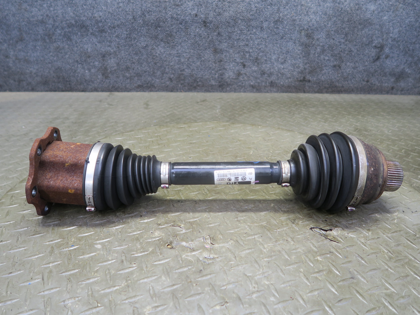 08-17 Audi 8T A5 S5 AWD Front Right Axle Half Shaft 8K0407271Q 81K Miles OEM