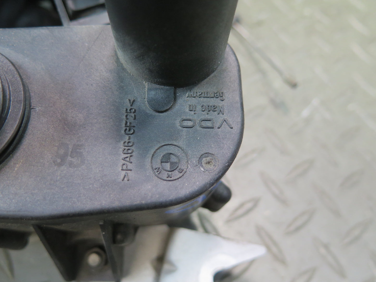 95-99 BMW E36 328iC Cruise Control Actuator Motor 8360043 OEM