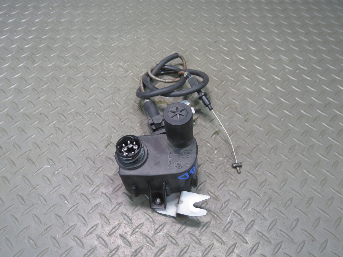 95-99 BMW E36 328iC Cruise Control Actuator Motor 8360043 OEM