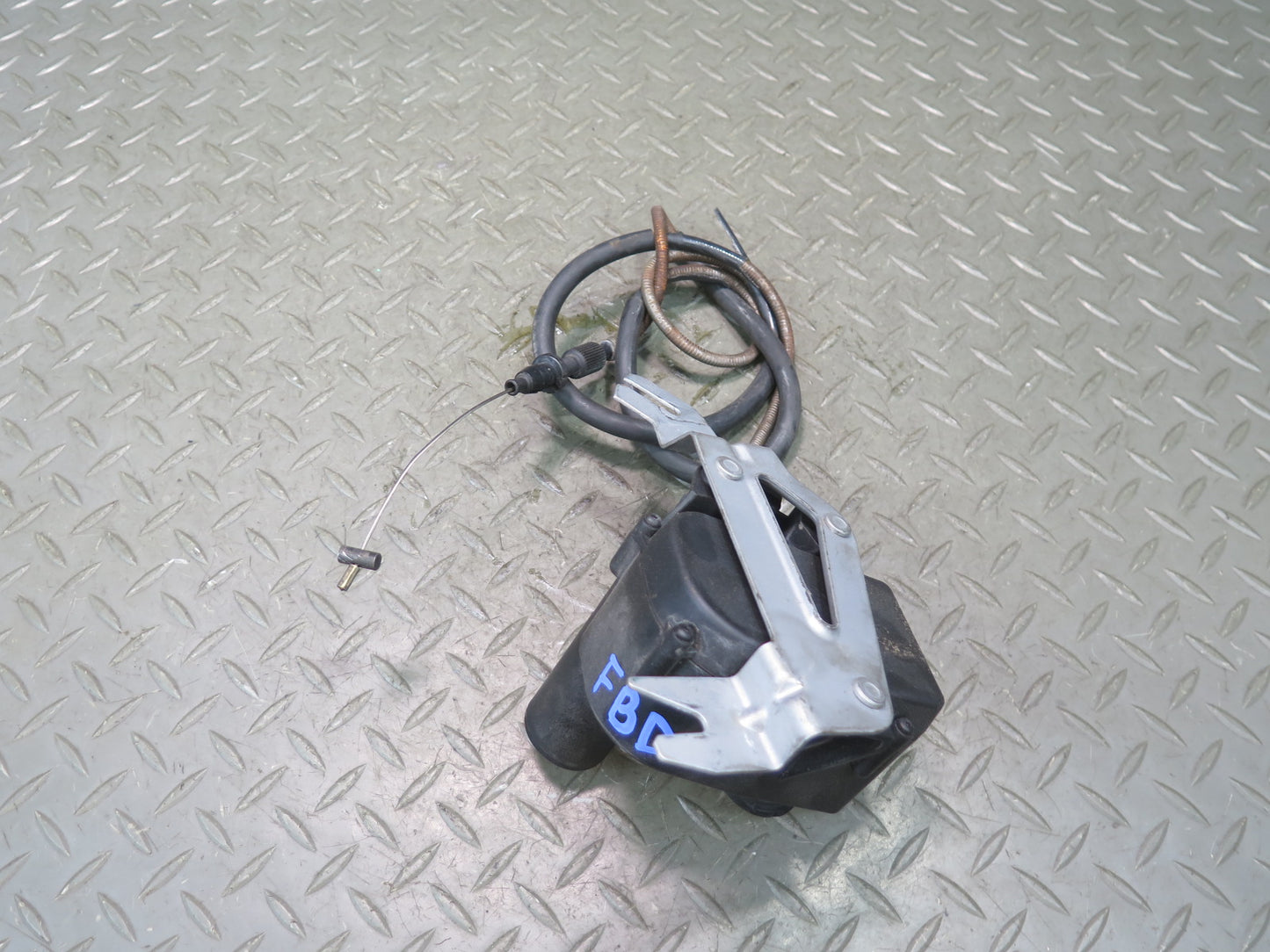 95-99 BMW E36 328iC Cruise Control Actuator Motor 8360043 OEM