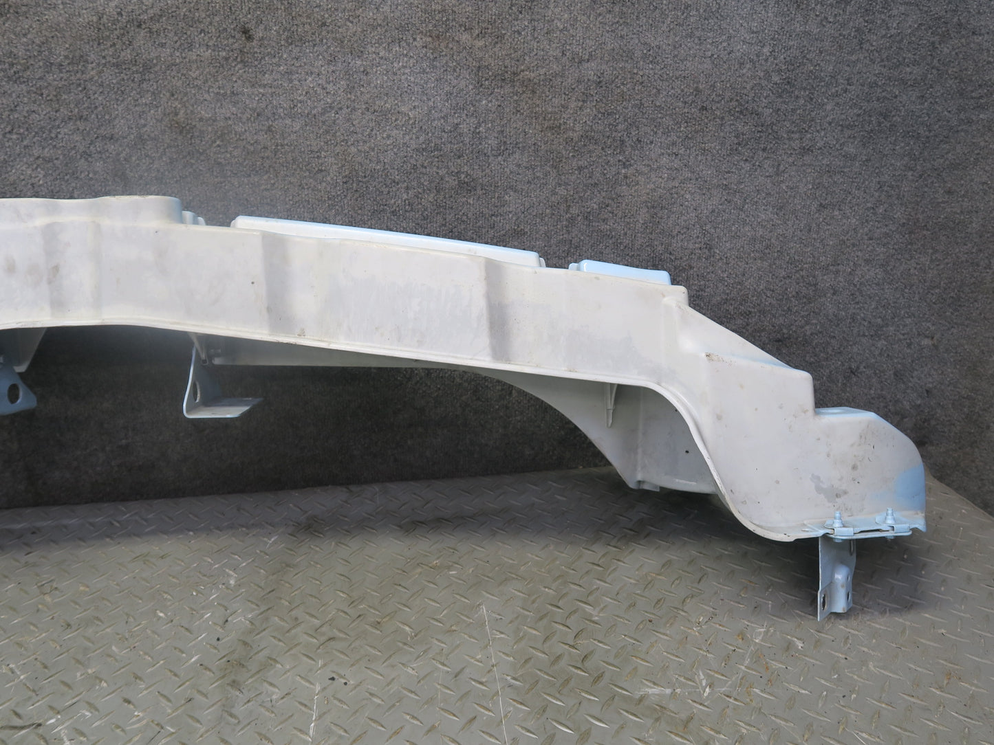 02-05 Ford Thunderbird Front Headlight Mount Bracket Support Bar Panel OEM