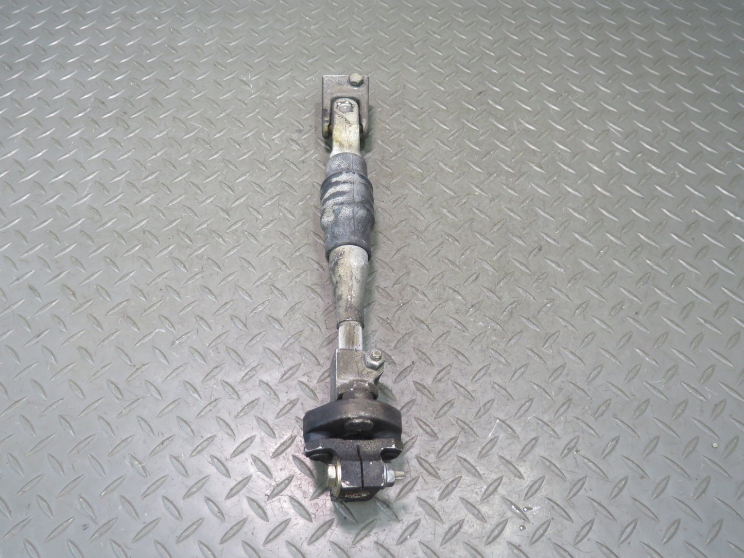 95-99 BMW E36 328iC Steering Column Lower U Joint Linkage Shaft OEM