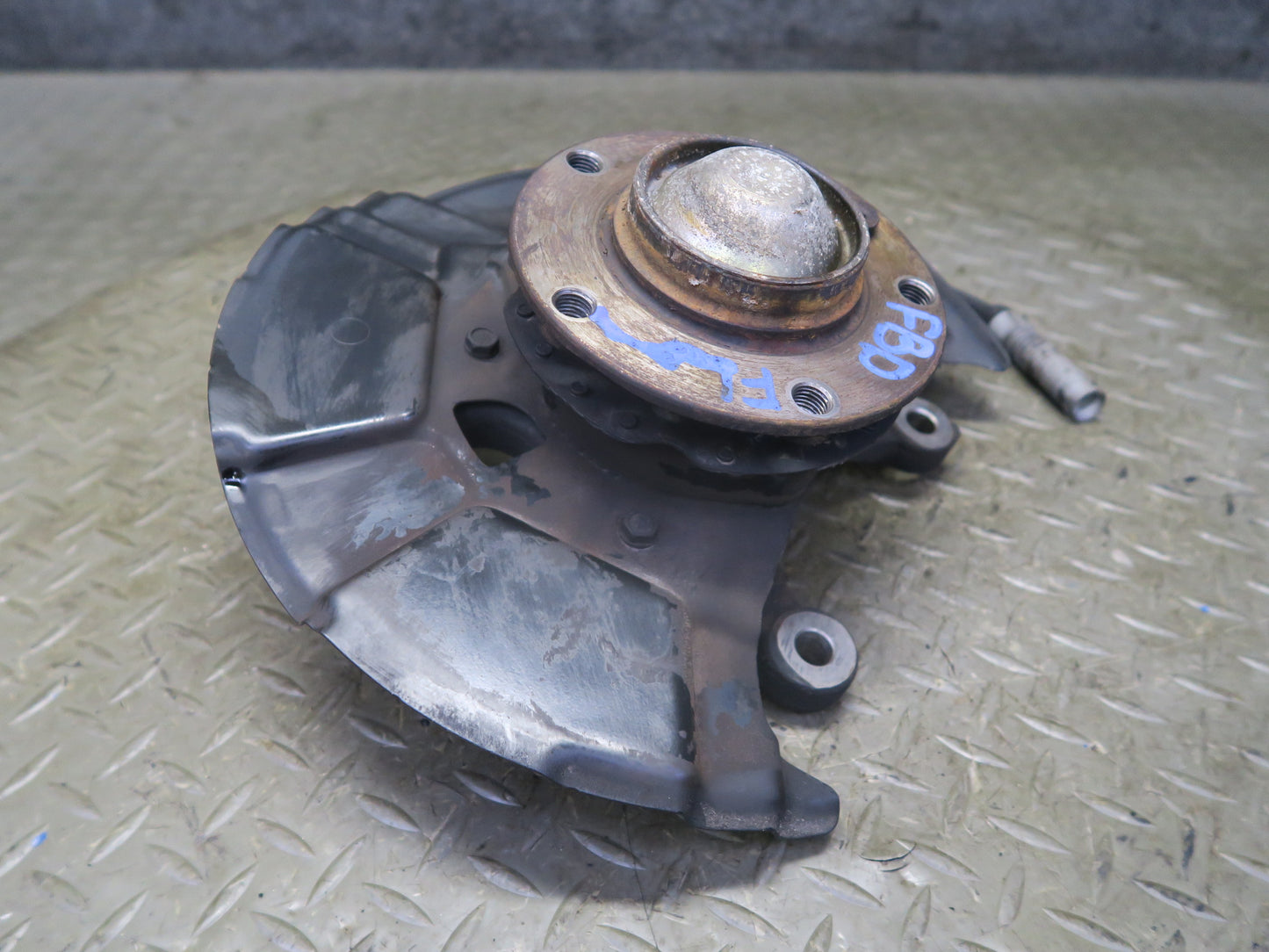 94-99 BMW E36 328iC Front Left Spindle Knuckle Wheel Hub Bearing OEM