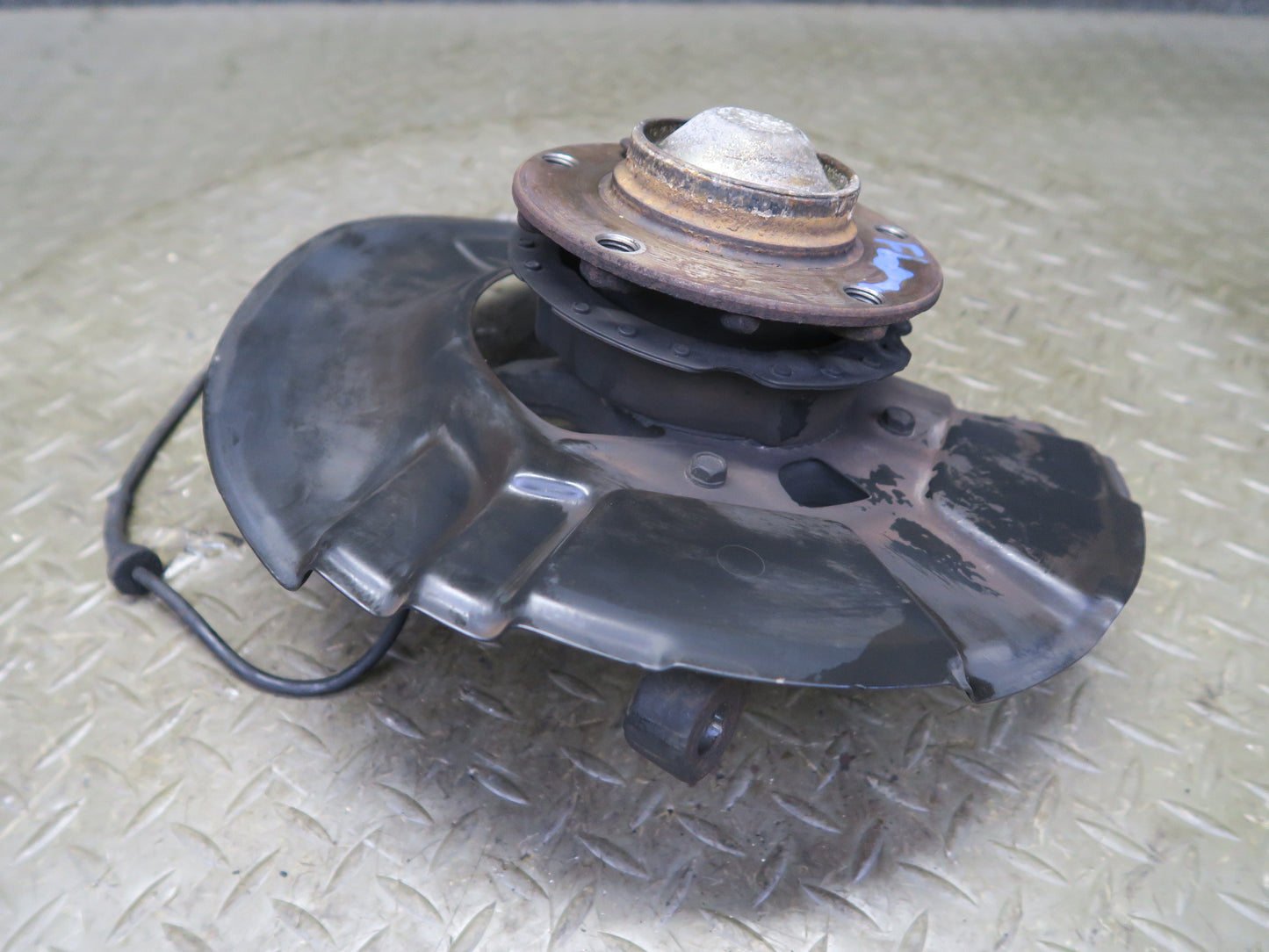 94-99 BMW E36 328iC Front Left Spindle Knuckle Wheel Hub Bearing OEM