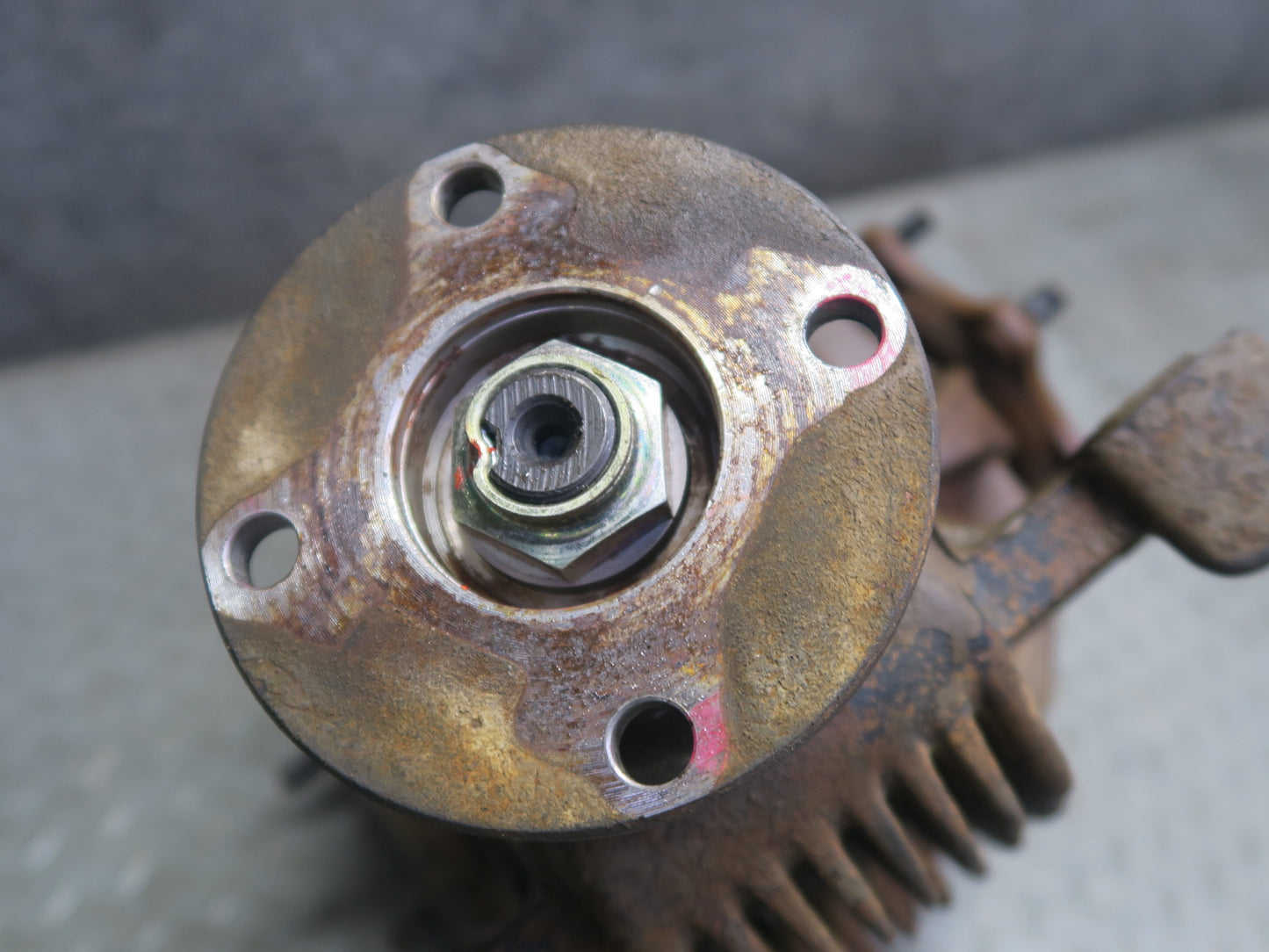 86-88 Toyota Supra MA70L NA M/T Rear Differential Carrier 4.3 Ratio 131k OEM