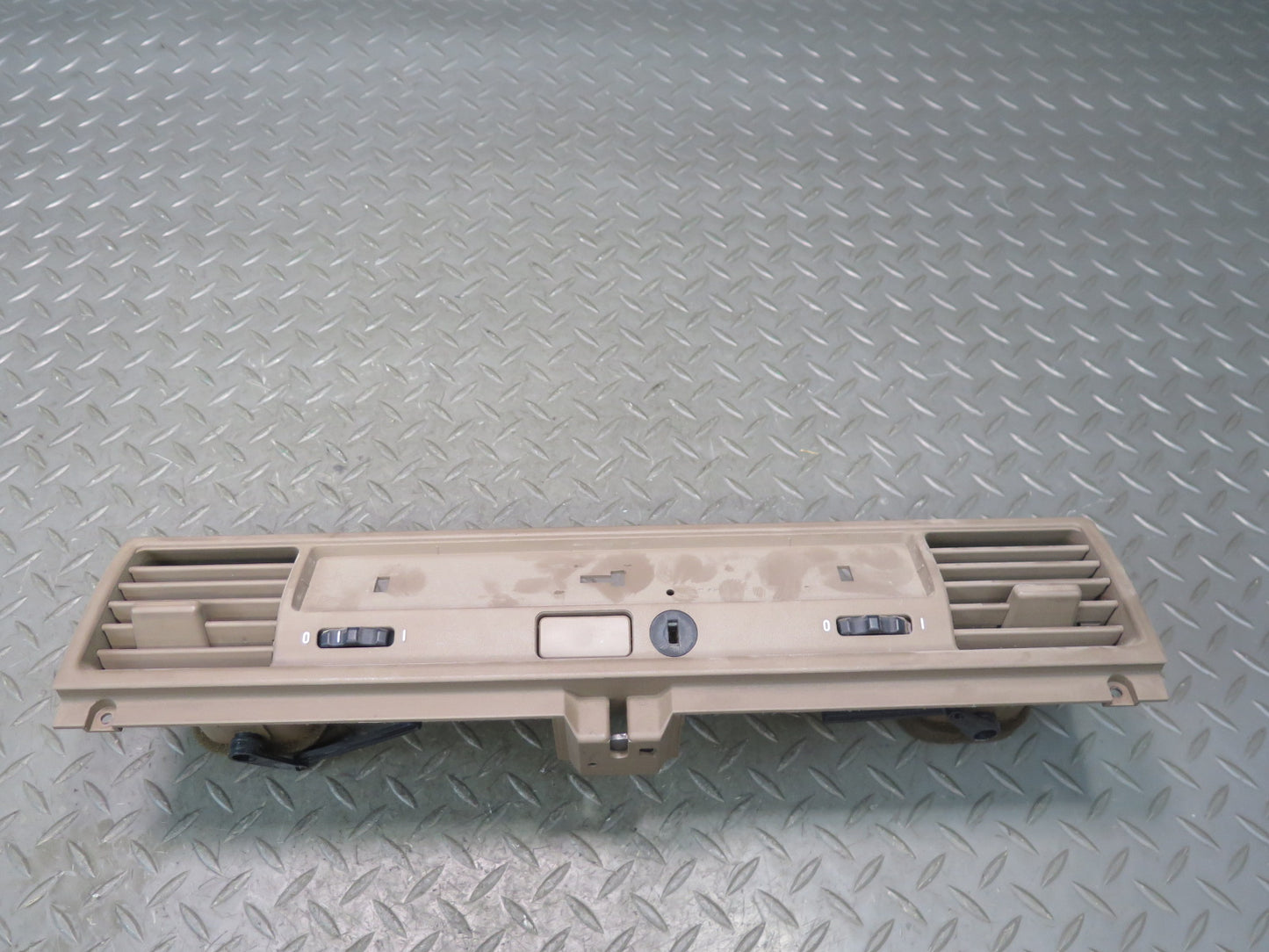 94-99 BMW E36 328iC Dash Front Right Air Vent Trim Panel 8162022 OEM