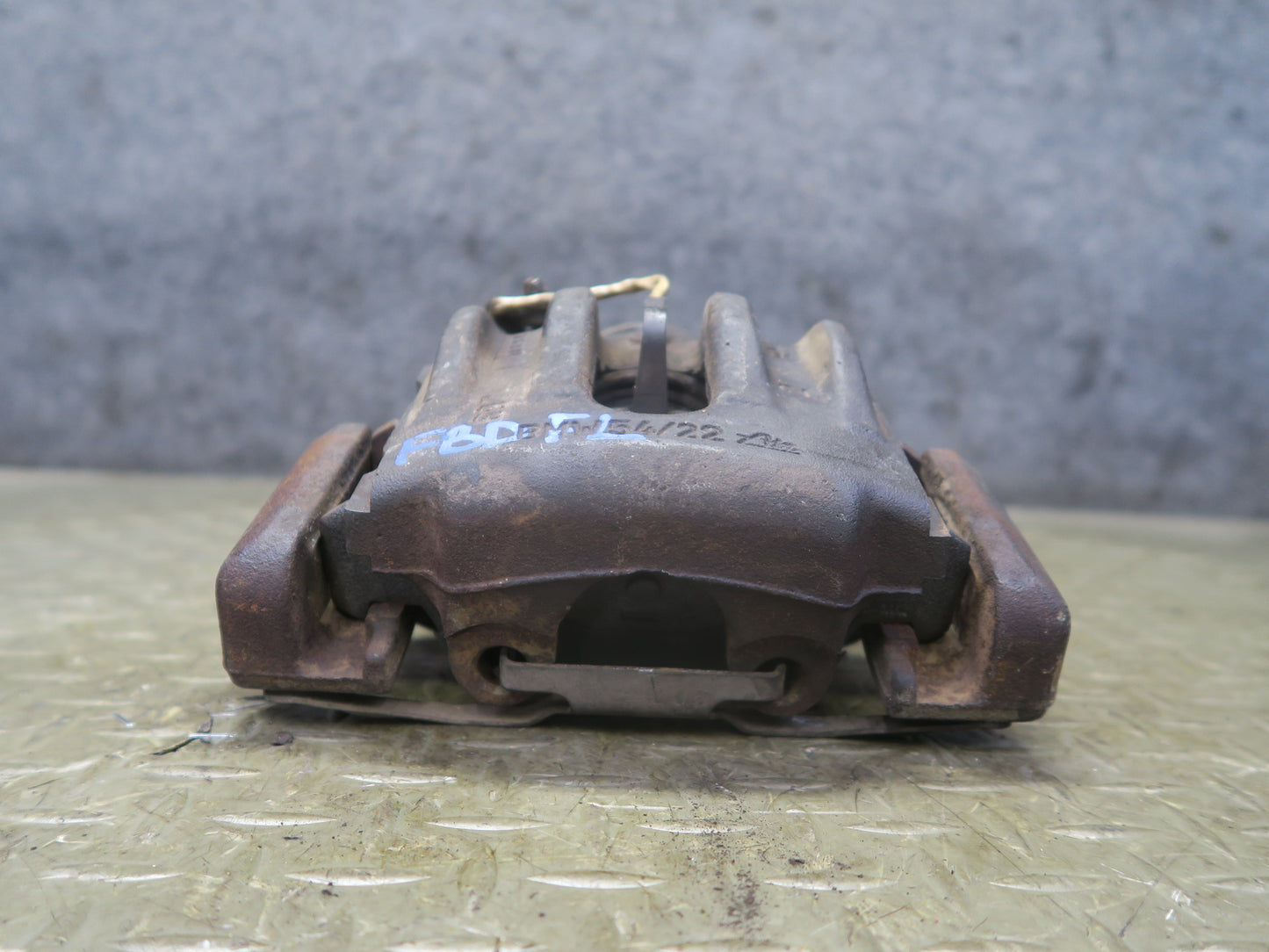 96-99 BMW E36 328iC Convertible Set of 2 Front Left & Right Brake Caliper OEM