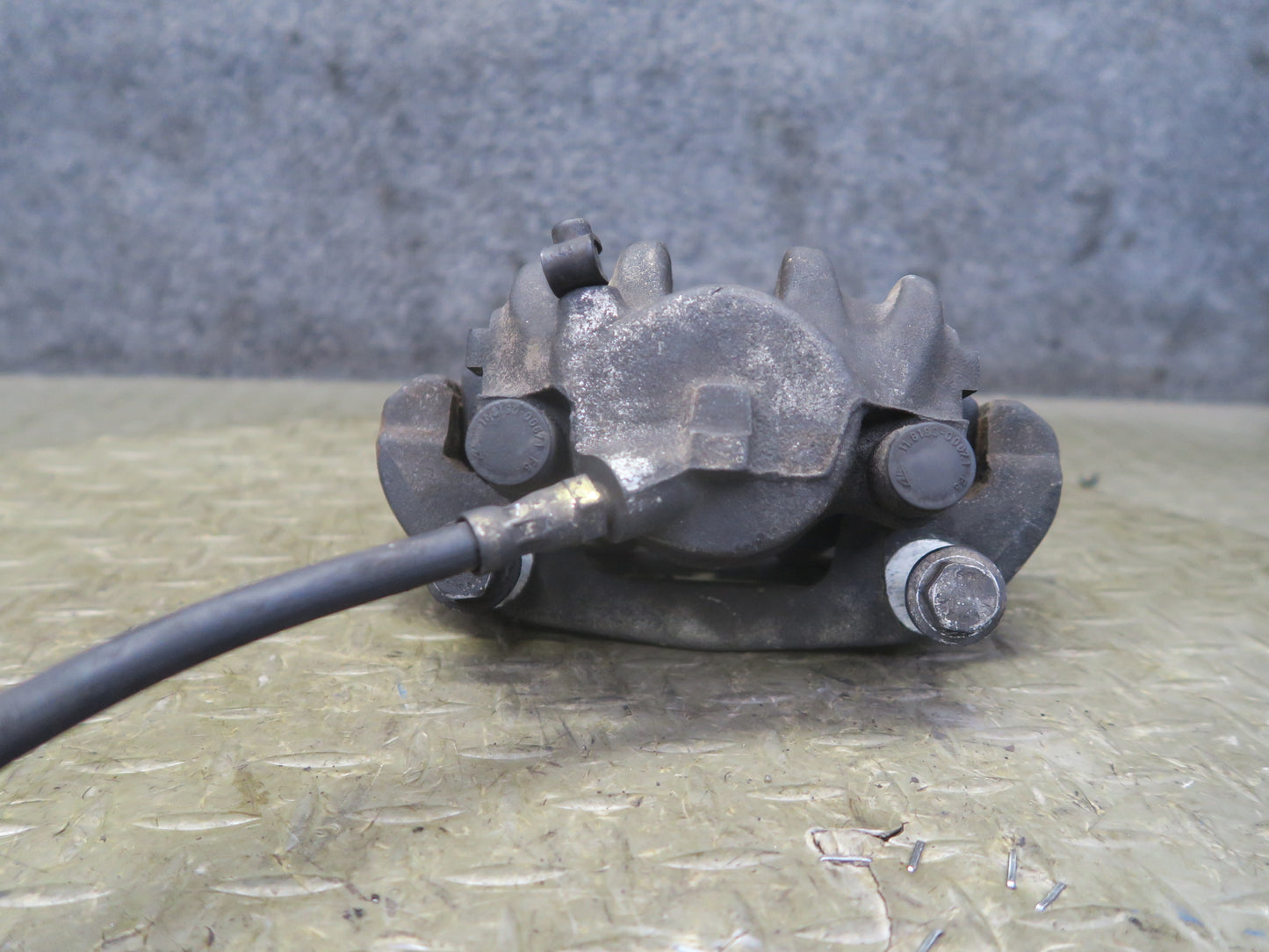 96-99 BMW E36 328iC Convertible Set of 2 Front Left & Right Brake Caliper OEM