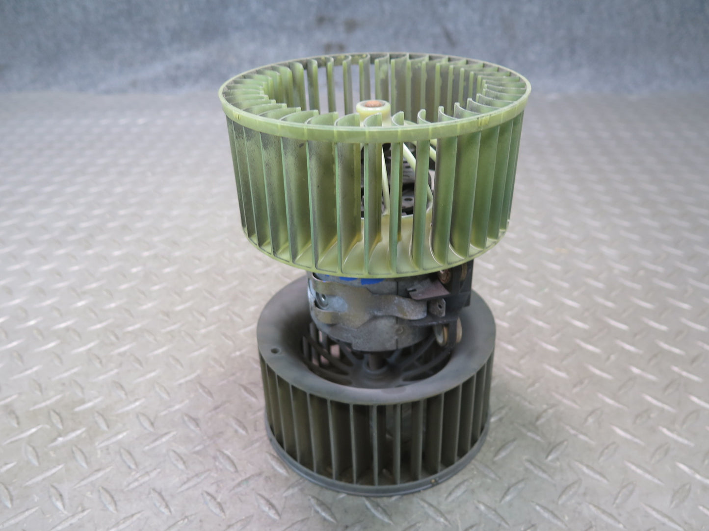 96-99 BMW E36 328iC A/C Heater Blower Motor Fan OEM